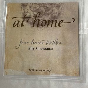 Soft Surroundings 100% Silk Pillowcase